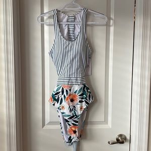 Cupshe one piece swimsuit size medium